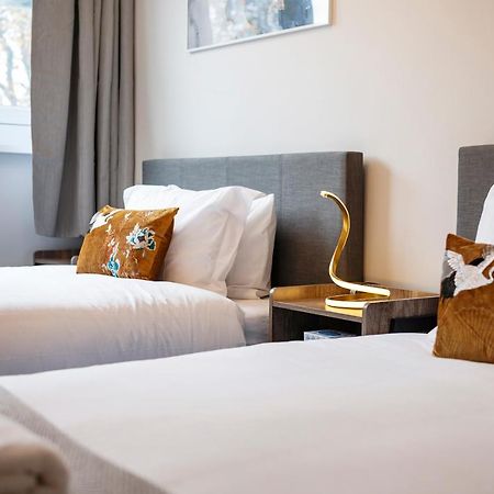 Lovely 4 Bedroom Flat In Wandsworth- London Bagian luar foto