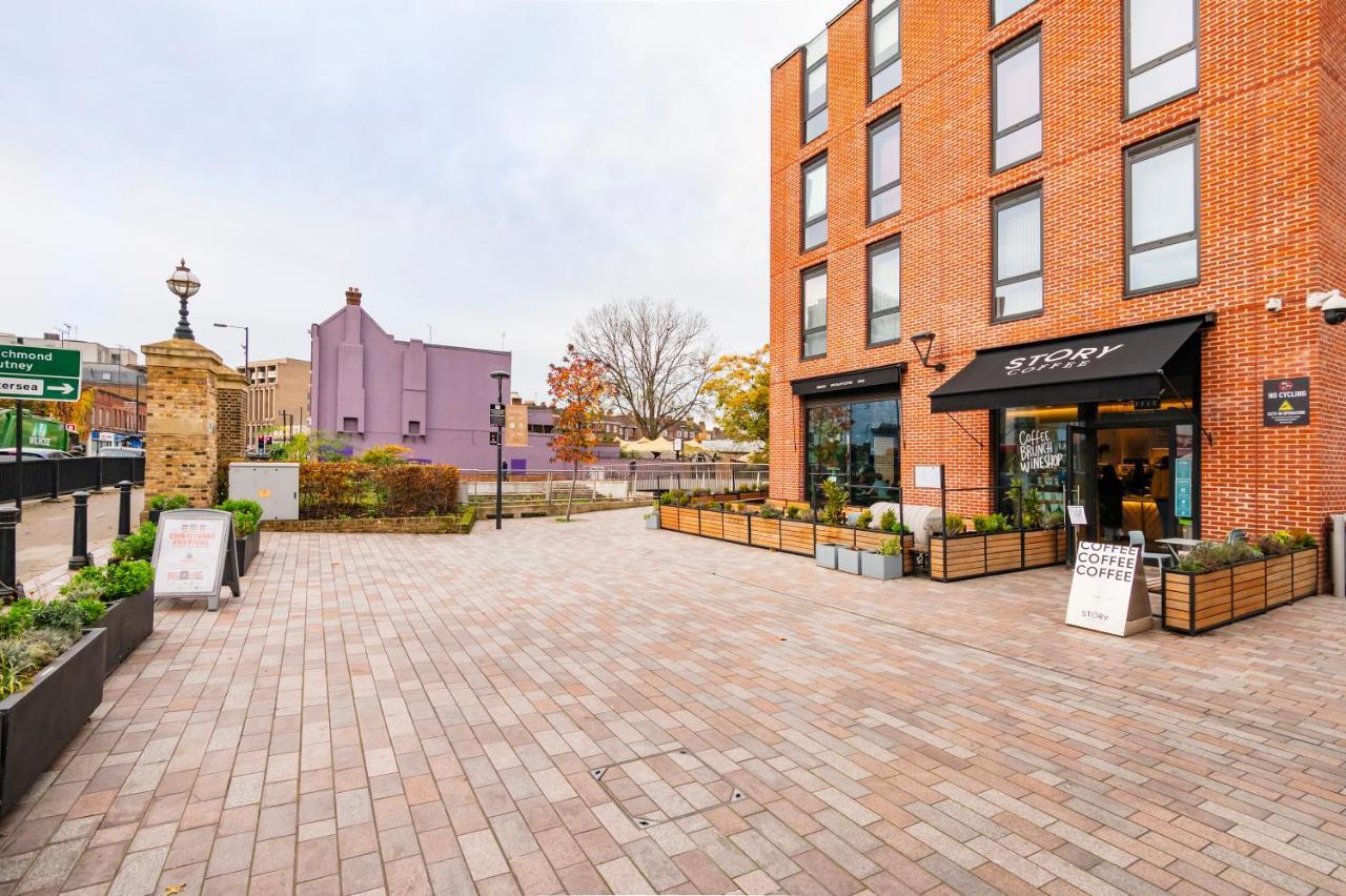 Lovely 4 Bedroom Flat In Wandsworth- London Bagian luar foto