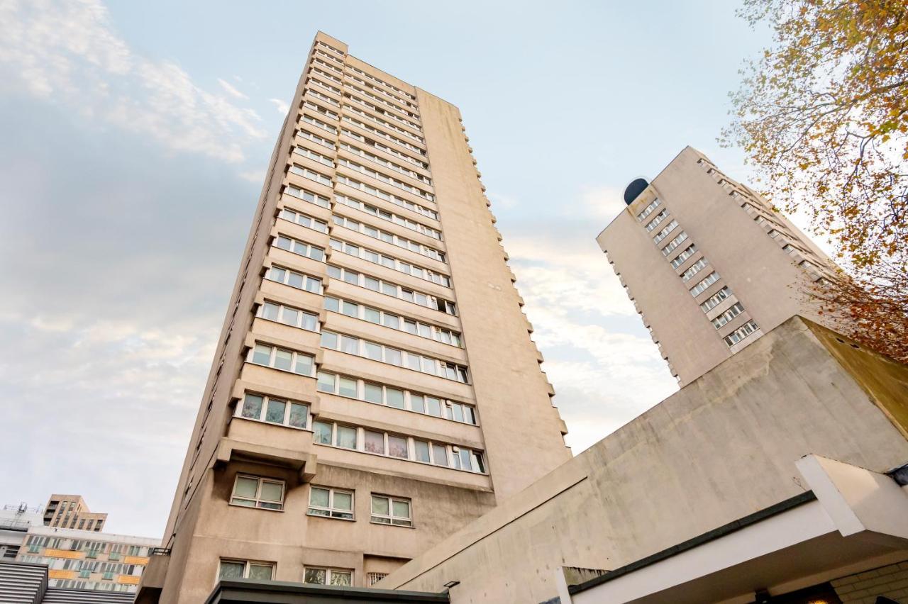 Lovely 4 Bedroom Flat In Wandsworth- London Bagian luar foto